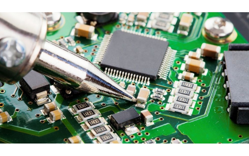 PCBA加工中的電烙鐵焊錫到底有沒有毒？